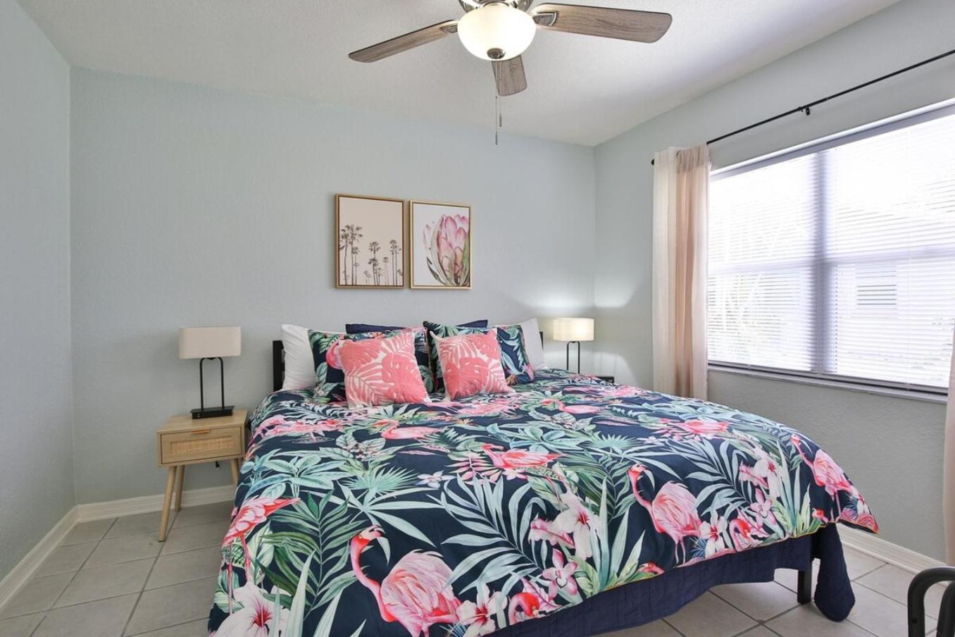 Coastal Villa W Amazing Courtyard - Splash Pad! サラソータ エクステリア 写真