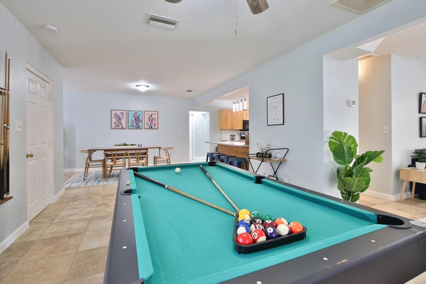 Coastal Villa W Amazing Courtyard - Splash Pad! サラソータ エクステリア 写真